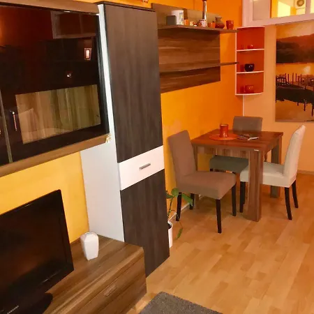 Sunny Oasis In The Center Apartamento *